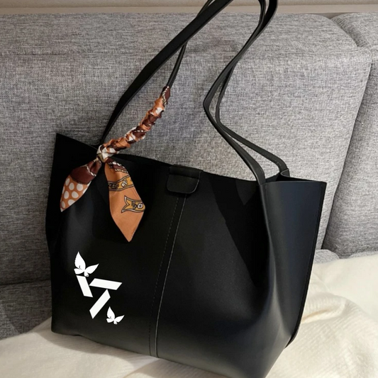 Seventeen Tote Handbag