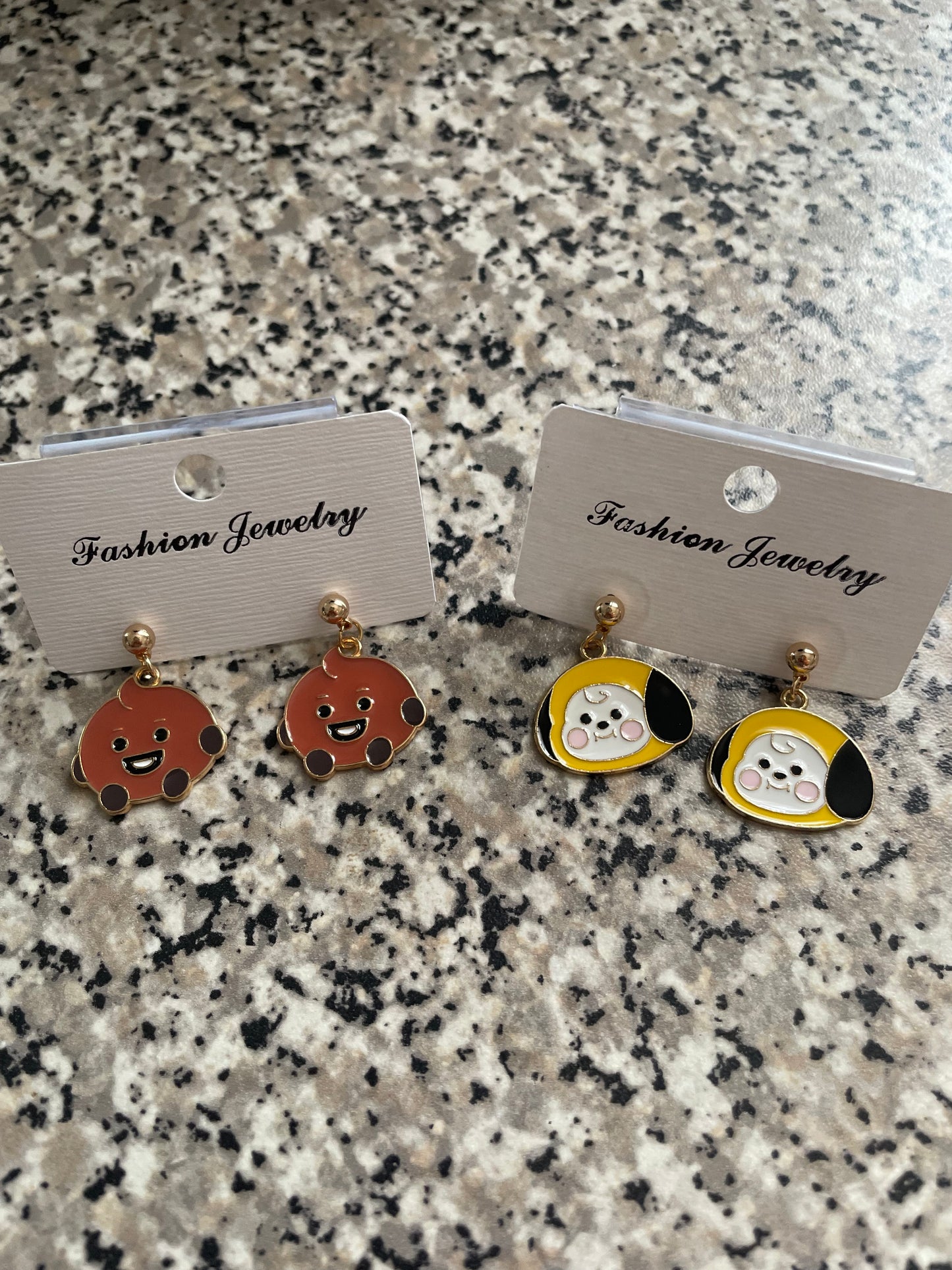 BT21 Earings